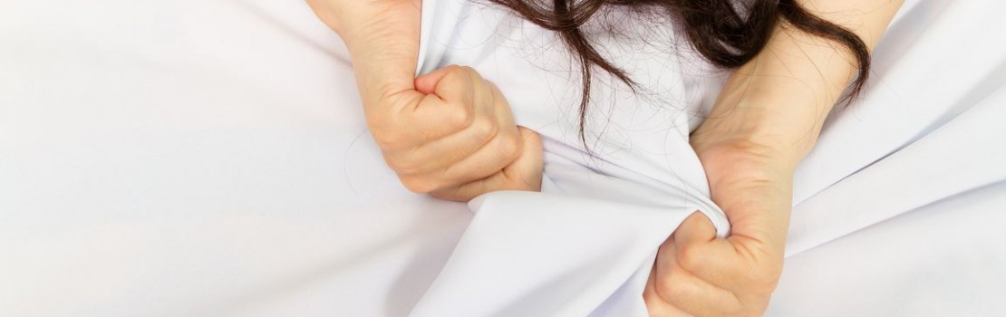 Ces signaux dévoileront si elle a atteint ou simulé l’orgasme